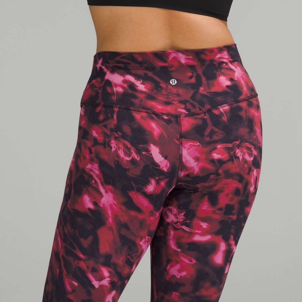 lululemon athletica Women's Vibrant Pink and Black Leggings